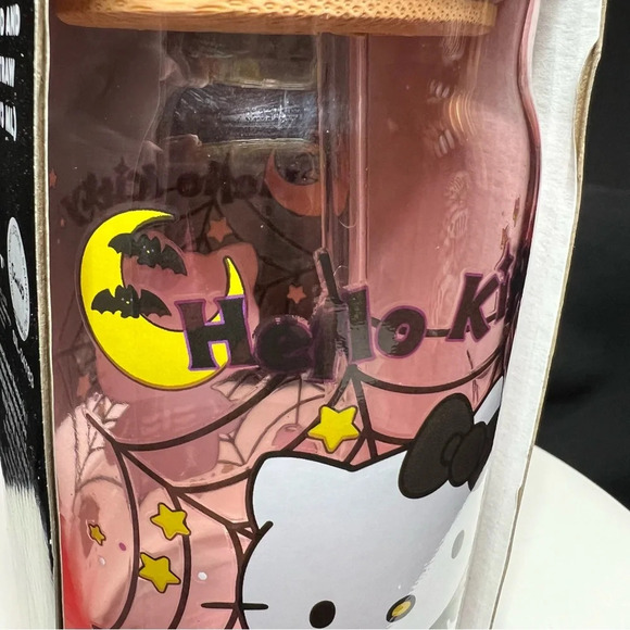 Sanrio Hello Kitty Pink Halloween Skeleton Spiderweb Glass Tumbler w/Bamboo Lid - Picture 9 of 10